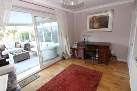 Bedroom 3-Recep Room.JPG