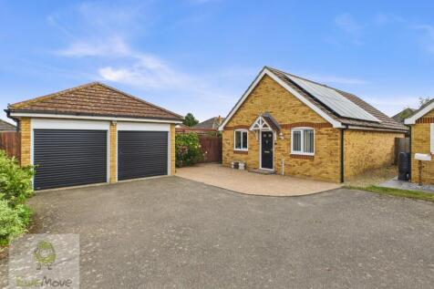 View Of The Front Of The Property