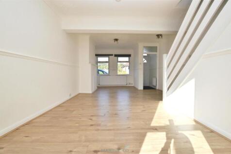 3 Bedroom Terraced in ME4 6SJ