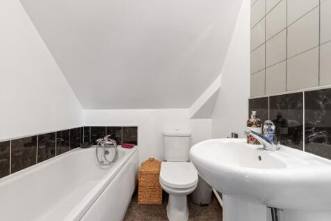 First Floor Bathroom