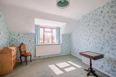 Bedroom 2 window.jpg