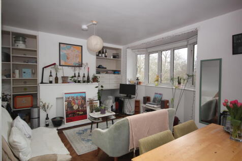 With three inviting bedrooms, there is ample space for a growing family or for those who desire a home office or guest room. The layout is thoughtfully designed to maximise both space and natural ligh