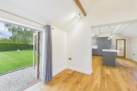 CAM04916G0-PR0180-STILL013 (1).jpg