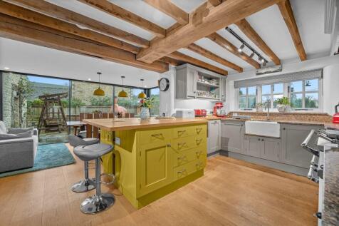 Kitchen/Dining/Family