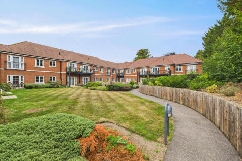 CAM02909G0-PR0473-STILL022