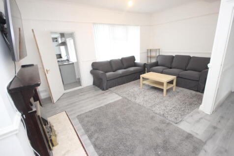 4 Bedroom Terraced in L15 3HT