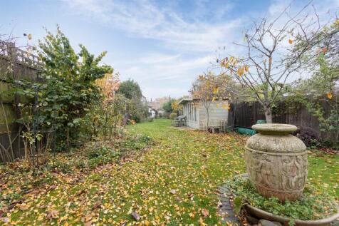 White Swan, 49 High Street