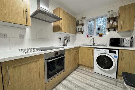 Photo 14-11-2025, 14 29 43 (1).jpg