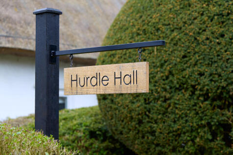 Hurdle Hall 13032...
