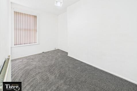 CAM02176G0-PR0530...