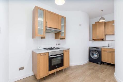 1 bed, 1 bath Flat in Leeds - Photo 4