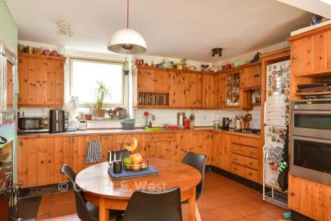 Lounge/ Kitchen/ Diner