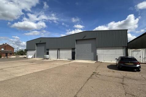 Light Industrial to rent in south bramwith