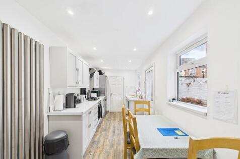 CAM01835G0-PR0294...