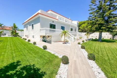 Fully Renovated 6 Bed Villa For Sale (1)