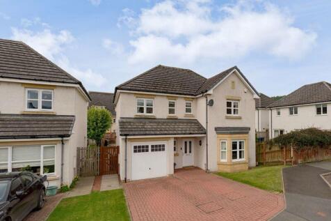 4 bed, 2 bath Detached in Leeds - Photo 32