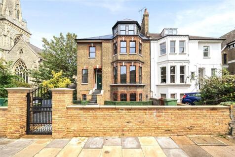 Introducing a striking, newly completed 2-bedroom, 2-bathroom upper-floor apartment that seamlessly bridges timeless Victorian elegance with the peak of modern luxury. Forming part of an exclusive, be