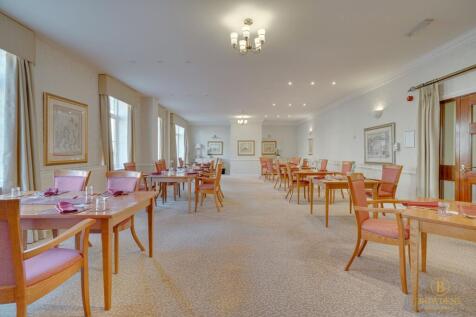 Communal Dining Area