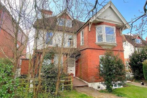122 Dorset Rd - Front.jpg