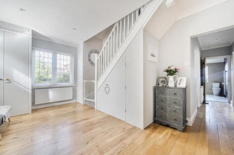 1346313-9-68b85c5...