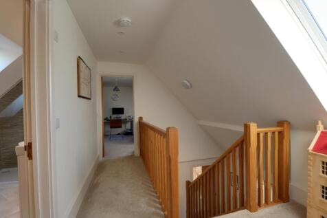 2nd Floor Landing