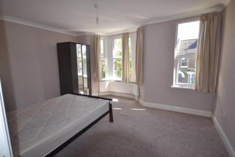 Welcome to this charming three-bedroom terraced house located on Borwick Avenue in the vibrant area of Walthamstow, E17. Available to let at a competitive price of £2,500 per calendar month, this prop