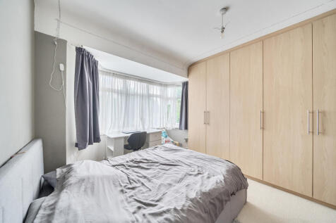 1346644-3-68c9590...