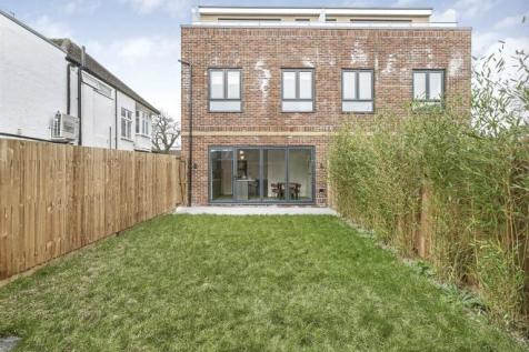 Serenity Close,3.png