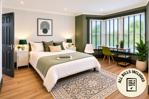 Newly refurbished double room in a professional house share on Cranbrook Road in Redland, ideal for a single professional, offered fully furnished with white goods and available from the 15th of June