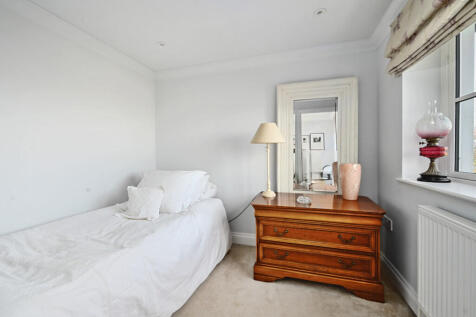 2 The Old Quay TN...