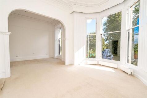 5 bed, 4 bath Terraced in Glasgow - Photo 17