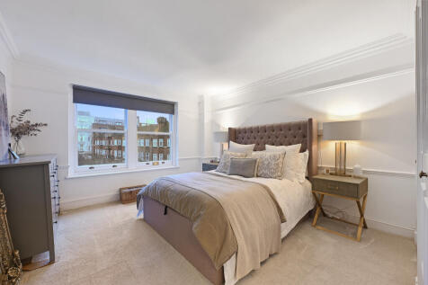 A well-presented three-bedroom apartment situated in the heart of Marylebone Village, just moments from the boutiques, cafés, and restaurants of Marylebone High Street.