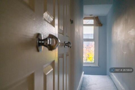 2nd Floor Landing Corridor