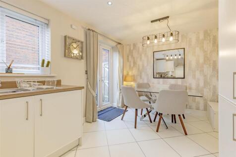 Exquisite Integrated Dining Kitchen