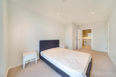 1319854-4-686b946...