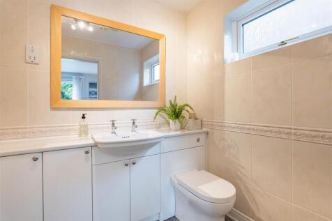 Master Bedroom Ensuite