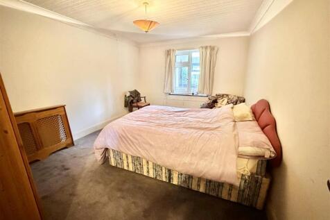 bedroom two.jpg