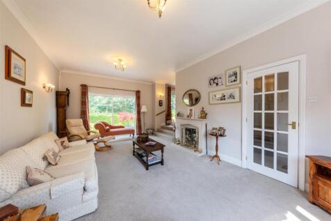 9 Orchard Dene-015.jpg