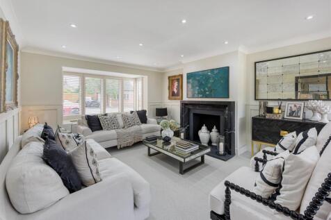 34 Post Office Road-lounge1.jpg