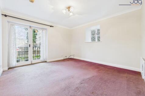 Open Plan Living with access to the garden