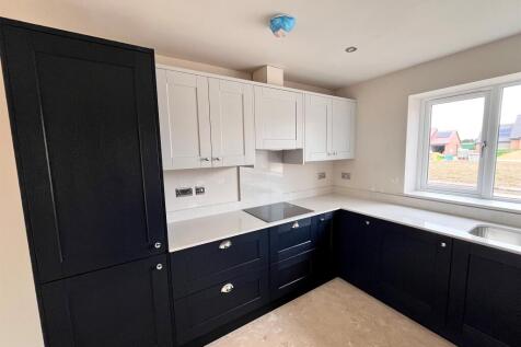 Open Plan Kitchen & Living