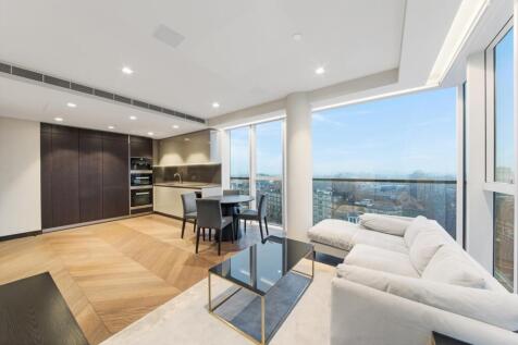 Two bedroom apartment to rent in One Tower Bridge, SE1. A modern two bedroom apartment in the One Tower Bridge development. This immaculately presented eighth floor apartment is light and bright throu