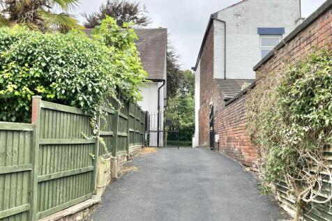 Gated Driveway