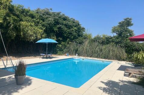 Terraced pool