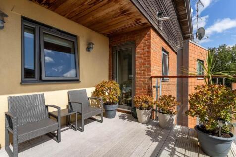 43 Orchard House-13.jpg