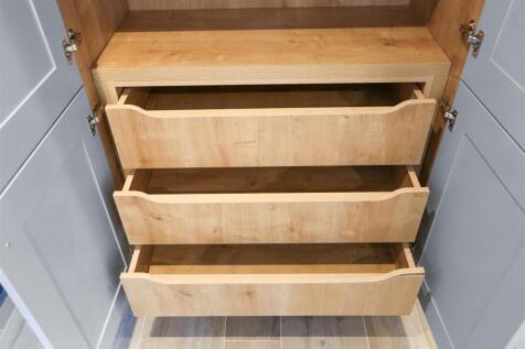 1578342896 - 5 Amberwood Grove -31.jpg