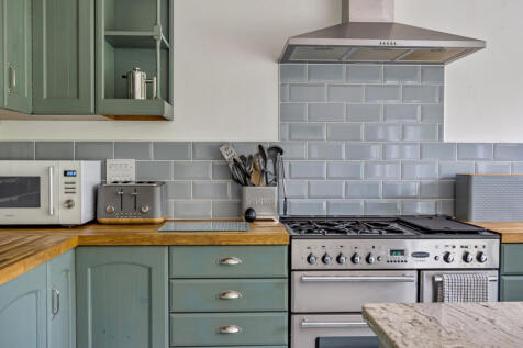 138505276928555290a30