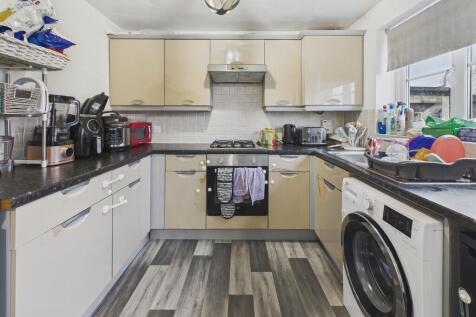 CAM04273G0-PR0226...