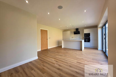 Kitchen Family Room