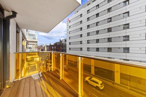 Kensington Apartm...